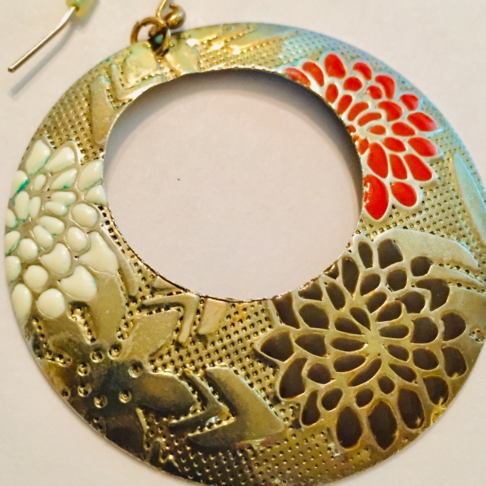 Earring Lot 🎉3/$25🎉 - Picture 3 of 4